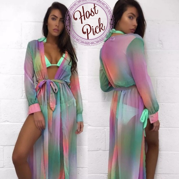 BSH Beach Trends Other - 🎉HP🎉 ONE LEFT - Rainbow Beach Cover Up